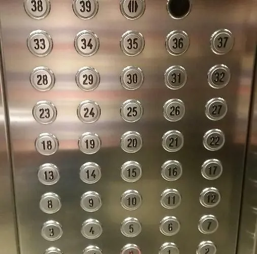 Kronos בנידורם